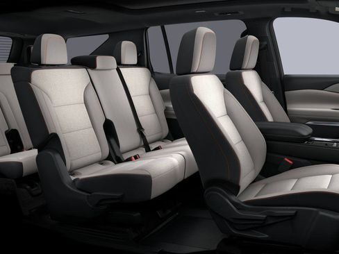 New 2026 Chevrolet Traverse LT w/ Sun and Wheel Package image 30