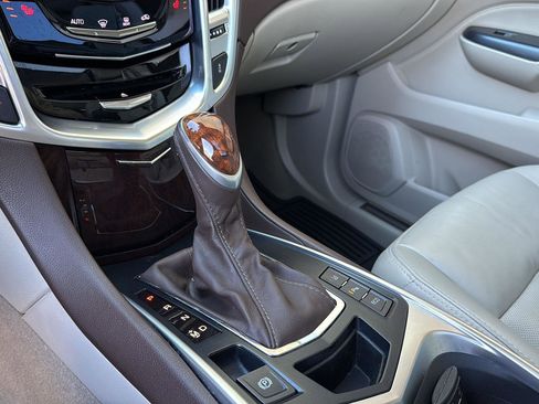 Used 2014 Cadillac SRX Performance w/ Driver Assist Package image 24