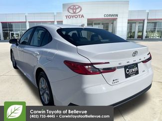 Used 2025 Toyota Camry LE video 3