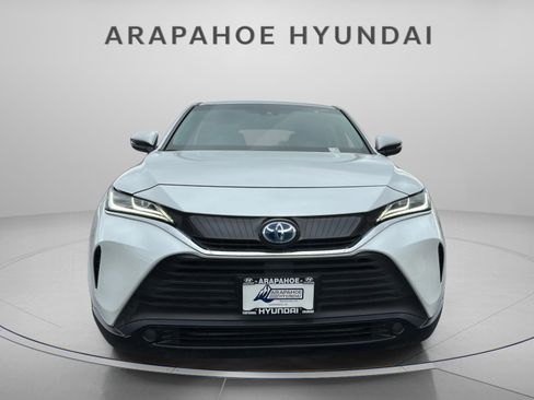 Used 2023 Toyota Venza LE AWD/4WD image 8