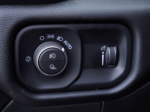 New 2025 RAM 2500 Big Horn image 13