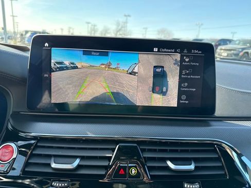 Certified 2022 BMW M5 w/ Competition Package image 20