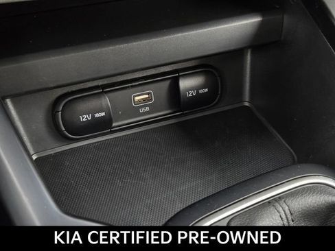 Certified 2025 Kia Soul LX w/ LX Technology Package FWD image 23