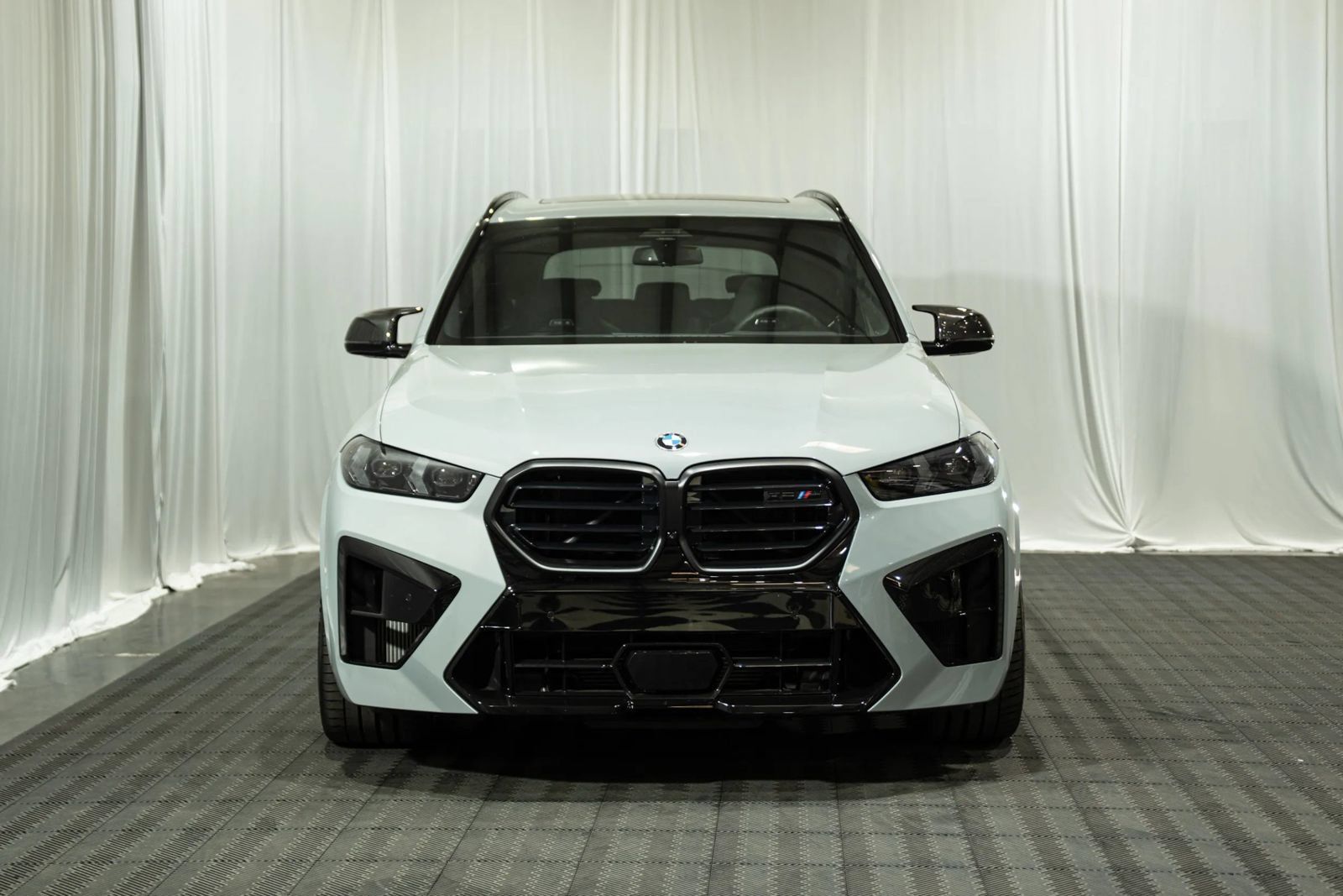 Used 2026 BMW X5 M Competition w/ Executive Package AWD/4WD image 2