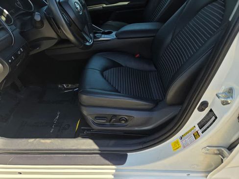 Used 2024 Toyota Camry SE FWD image 18