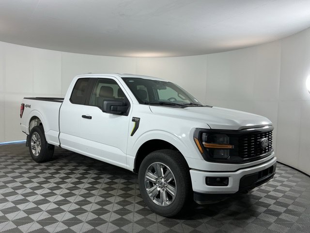 Used 2025 Ford F150 STX w/ Equipment Group 200A AWD/4WD image 3