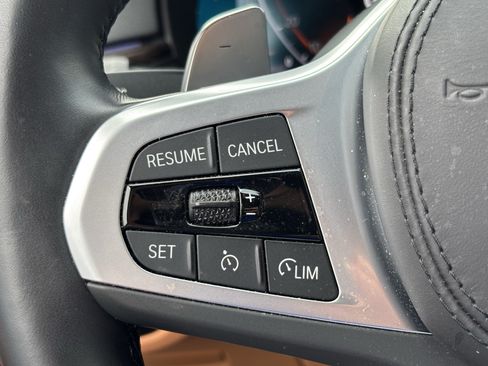 Used 2023 BMW 540i w/ M Sport Package RWD image 19