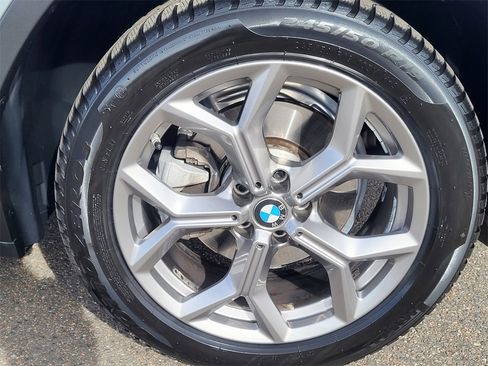 Used 2021 BMW X3 xDrive30i w/ Premium Package image 11
