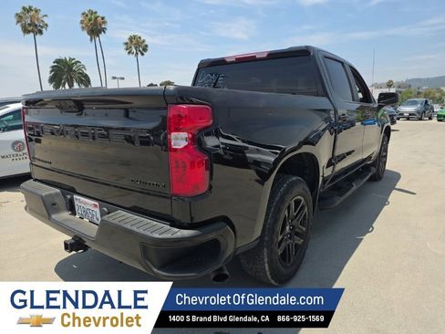 Used 2025 Chevrolet Silverado 1500 Custom w/ Turbomax Blackout Package RWD image 6