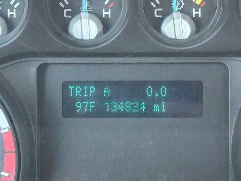 Used 2013 Ford F250 XL w/ PWR Equipment Group AWD/4WD image 5
