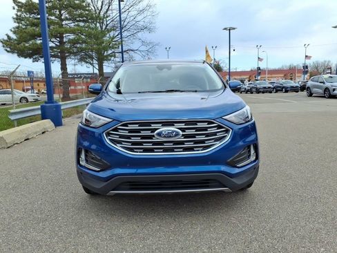 Certified 2024 Ford Edge Titanium w/ Class II Trailer Tow Package AWD/4WD image 3