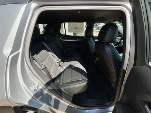 New 2026 GMC Terrain Elevation w/ Elevation Premium Package image 38