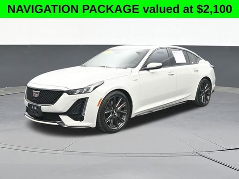 Used 2022 Cadillac CT5 V w/ Premium Package RWD image 4