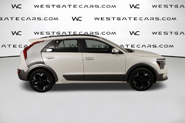 Certified 2023 Kia Niro Wave FWD image 48