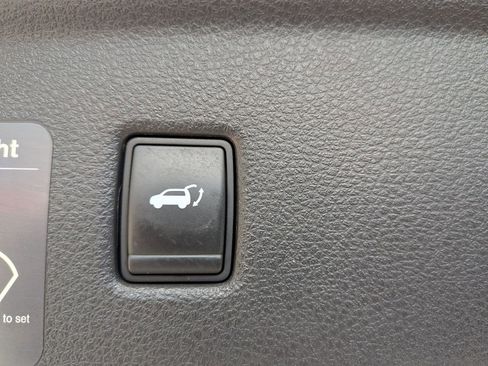 Used 2019 INFINITI QX50 Essential w/ Premium Heat Package image 35