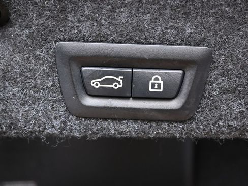 Used 2013 BMW 528i xDrive Sedan AWD/4WD image 14