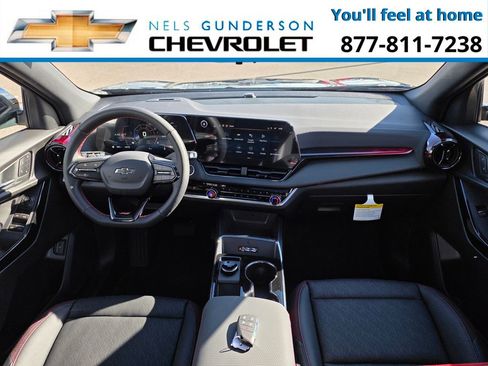 New 2026 Chevrolet Equinox RS w/ Convenience Package III AWD/4WD image 14