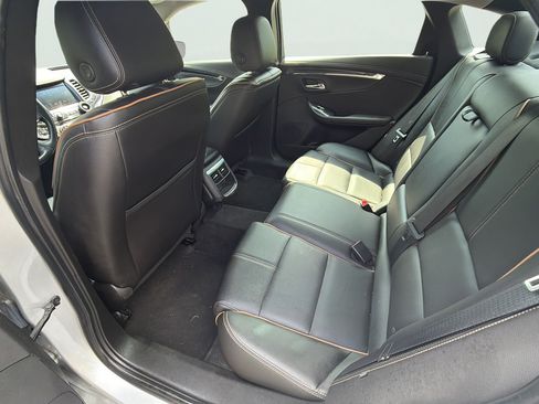 Used 2016 Chevrolet Impala LTZ FWD image 11
