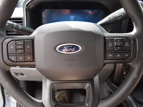 New 2026 Ford F250 XLT w/ XLT Premium Package AWD/4WD image 17