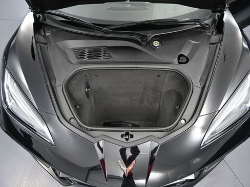 Used 2025 Chevrolet Corvette Stingray Convertible w/ 1LT image 40