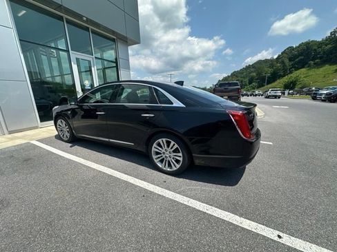 Used 2019 Cadillac XTS Luxury FWD image 7