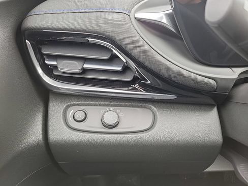 New 2026 Buick Envista Sport Touring w/ Convenience I Package FWD image 15