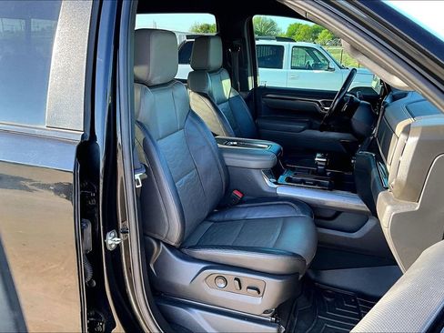 Used 2022 Chevrolet Silverado 1500 ZR2 image 10