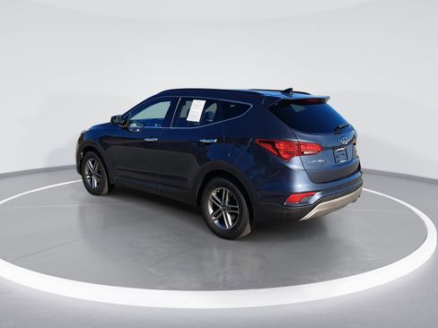 Used 2017 Hyundai Santa Fe Sport image 5