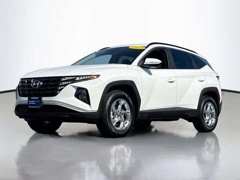 Certified 2023 Hyundai Tucson SEL AWD/4WD image 12