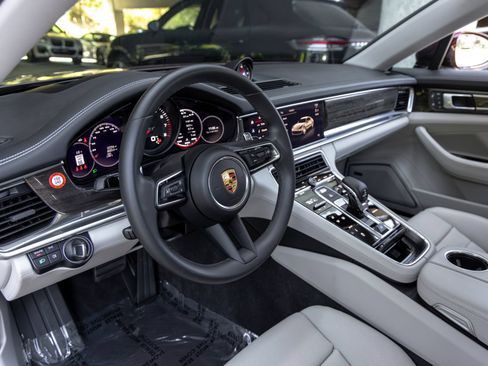 Certified 2023 Porsche Panamera Platinum Edition RWD image 4