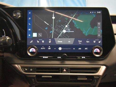 Used 2024 Lexus RX 350h image 13