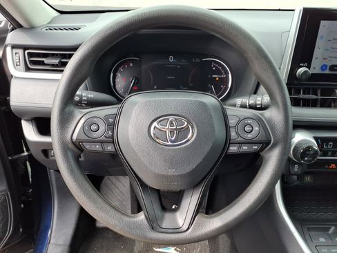 Used 2024 Toyota RAV4 XLE AWD/4WD image 19