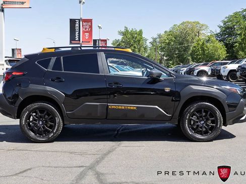 Used 2025 Subaru Crosstrek 2.5i Wilderness w/ Crosstrek Mirror Package AWD/4WD image 17