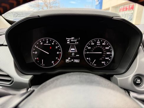 Used 2024 Subaru Crosstrek 2.5i Limited image 11