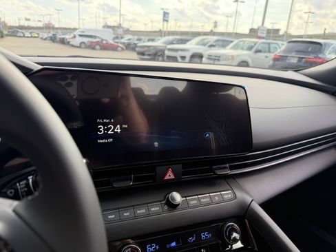 New 2026 Hyundai Elantra Sport FWD image 31