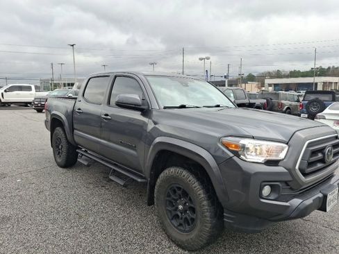 Used 2022 Toyota Tacoma SR5 image 1