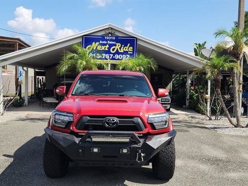 Used 2015 Toyota Tacoma PreRunner w/ TRD Sport Package RWD image 5