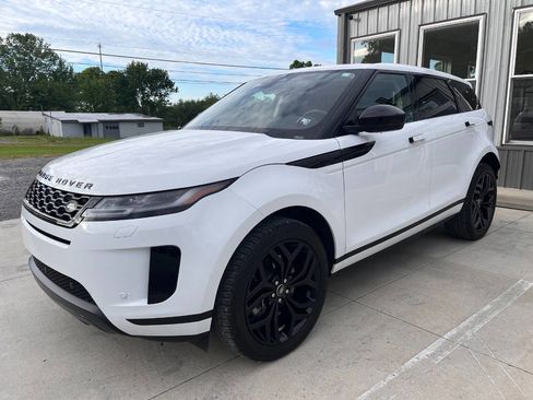 Used 2023 Land Rover Range Rover Evoque SE AWD/4WD image 3
