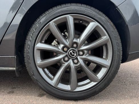 Used 2022 MAZDA MAZDA3 s FWD image 11