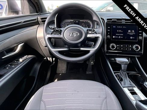 Used 2024 Hyundai Santa Cruz SE image 9