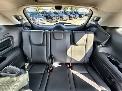 Used 2023 Subaru Ascent Touring AWD/4WD image 24