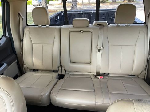 Used 2018 Ford F150 Lariat w/ Equipment Group 502A Luxury image 16