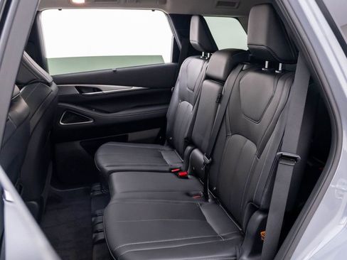 New 2026 INFINITI QX60 Luxe image 15