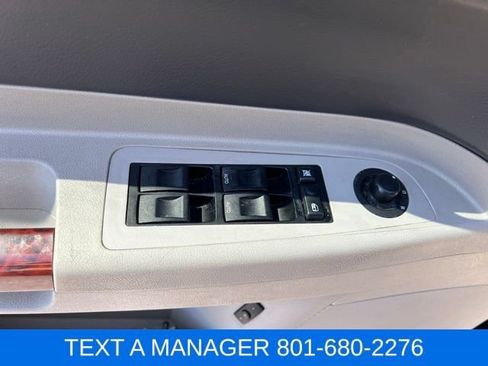 Used 2005 Chrysler 300 C w/ Protection Group II RWD image 17