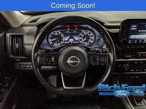 Used 2024 Nissan Pathfinder SL w/ Cargo Package AWD/4WD image 11