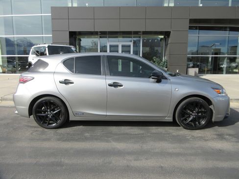 Used 2016 Lexus CT 200h w/ Special Edition image 13