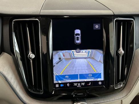Certified 2023 Volvo XC60 B5 Plus w/ Climate Package image 16