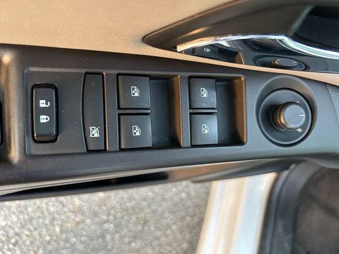 Used 2016 Chevrolet Cruze LS image 16