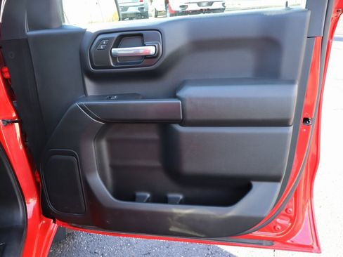 Used 2021 Chevrolet Silverado 1500 Custom image 19