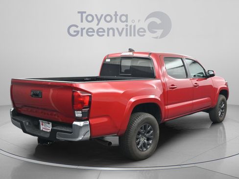 Certified 2023 Toyota Tacoma SR5 AWD/4WD image 16